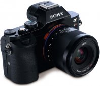 ��˾10���Ƴ���Loxia��ͷ