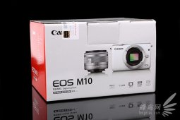 ⣺EOS M10