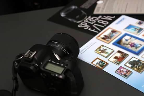 ����135mm��ͷ �ɶ�����ʦ��Ӱ��ѵѧУ