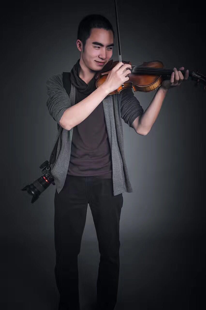 �ɶ���Ӱ��ѵ���Ļ��� �ɶ�����ʦ��Ӱ��ѵѧУ